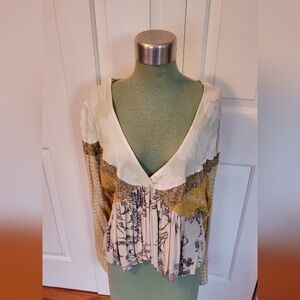 Free People Cream and Gold Floral V-Neck Blouse